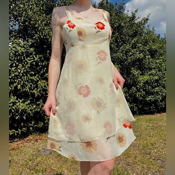 Vintage Floral Dress💐 - Picture 2 of 5